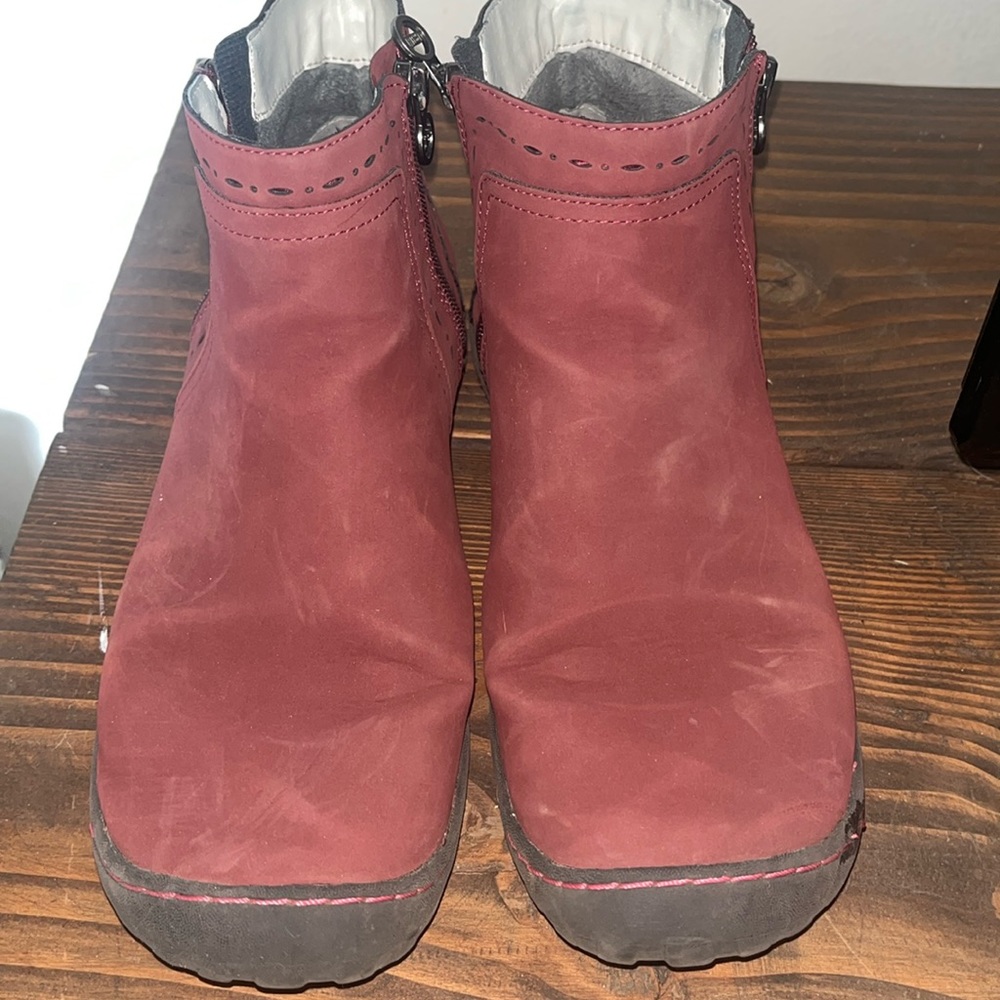 JBU Mauve ankle boots size 10
